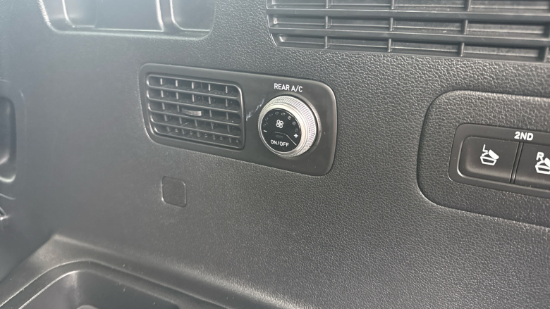 Hyundai SANTA FE 1.6 TGDi Hybrid Ultimate 5dr 4WD Auto Hybrid Estate